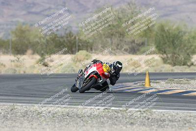 media/Oct-30-2025-Racers Edge (Thu) [[dabbdaf680]]/3-B Group/Session 5 (Turn 6)/